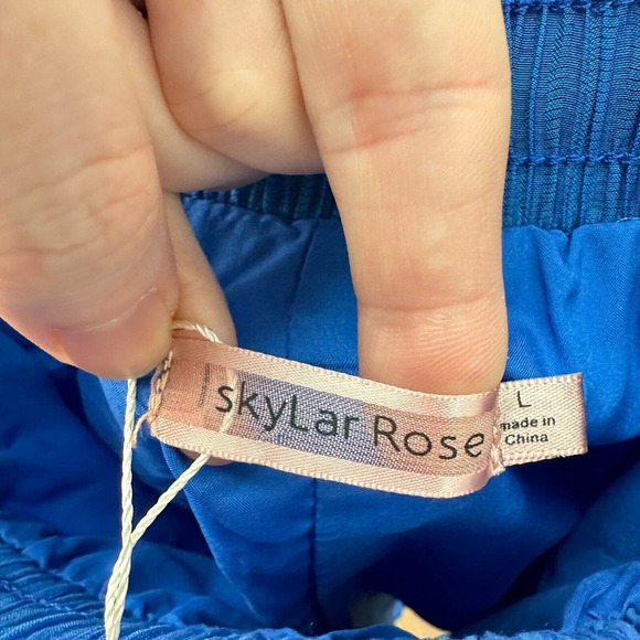 SkyLar Rose Shorts Womens Large Blue Layered Lined Flowy Elastic Waist NWT - Picture 7 of 9